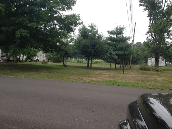 7269 Preston Rd, Newark, OH 43055