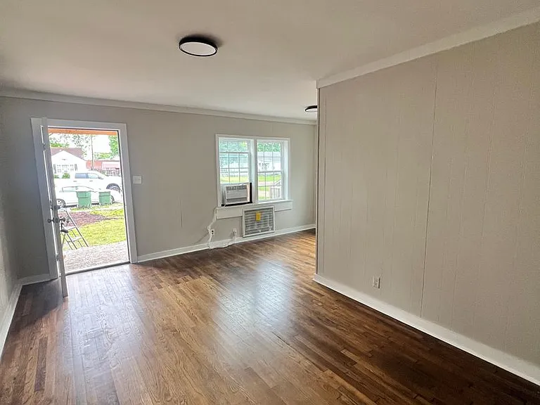 7844 Harrold Cv — Photo 2