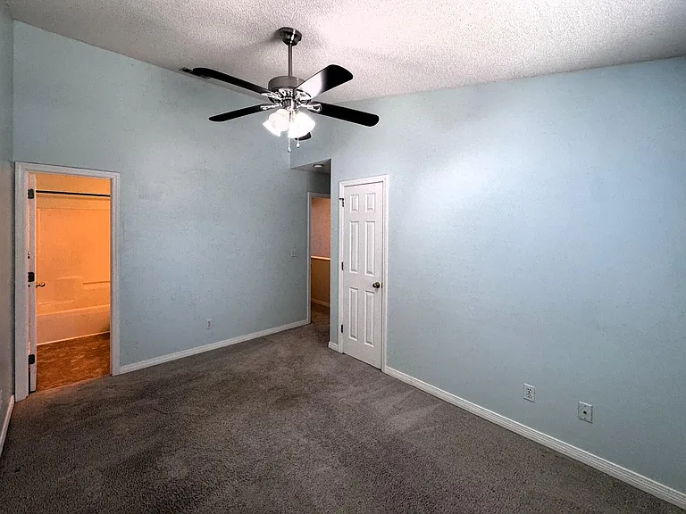 852 Dunwoody Pl — Photo 16