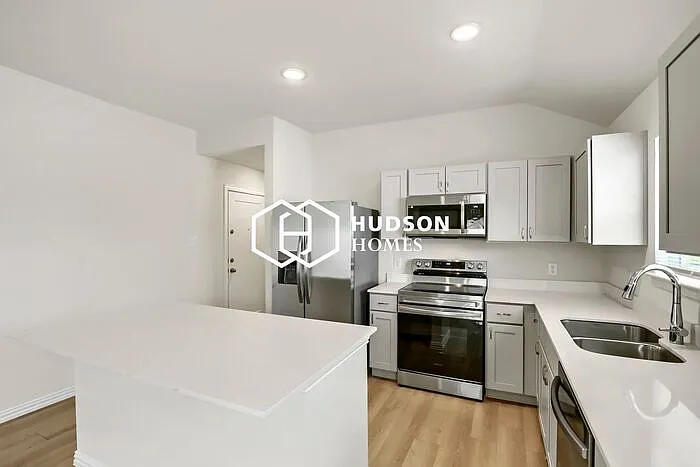 112 Doma Ave — Photo 5