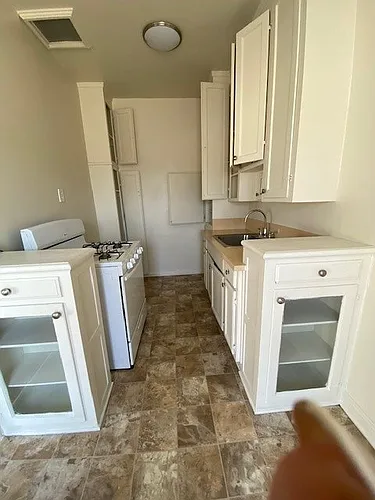 Floor plan Studio. 1 Bath. 0 Half