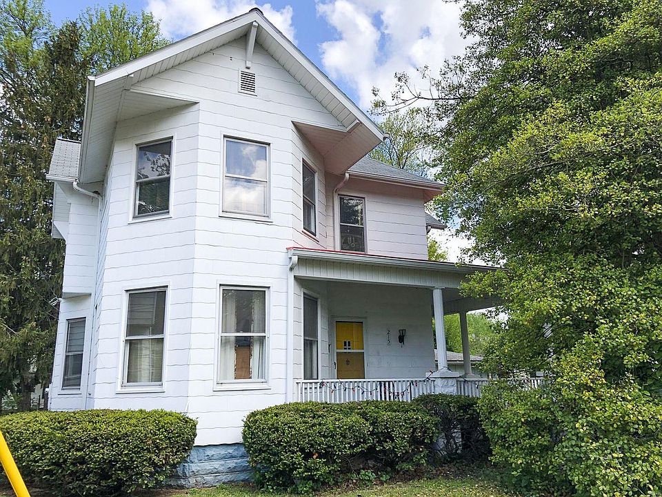 1st image of 215 E Olive St