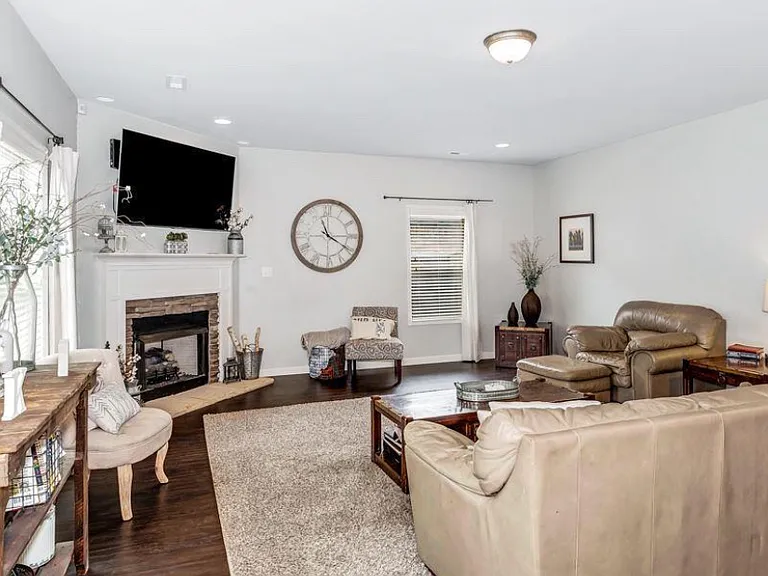 7709 N Catawba Cir — Photo 9