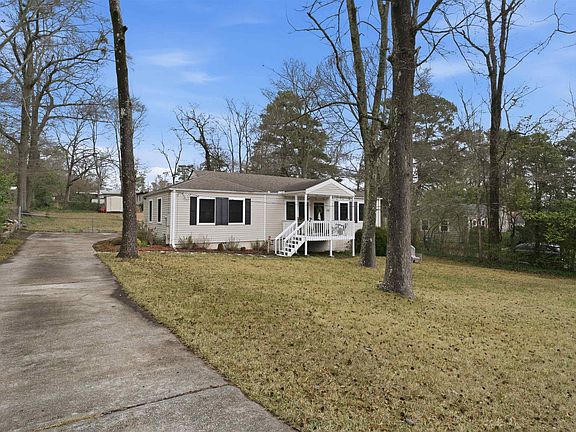 4th image of 2125 Brookview Dr