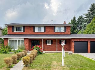 42 Blackforest Dr, Richmond Hill, ON L4E 2N6