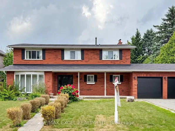 42 Blackforest Dr, Richmond Hill, ON L4E 2N6