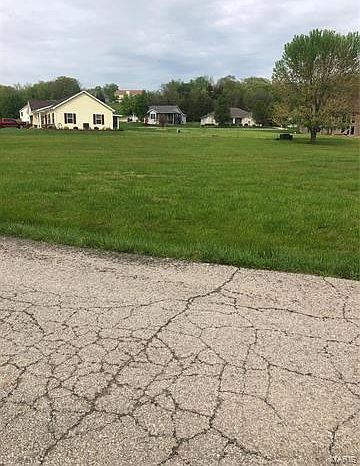 2nd image of 10861 Magnolia Dr