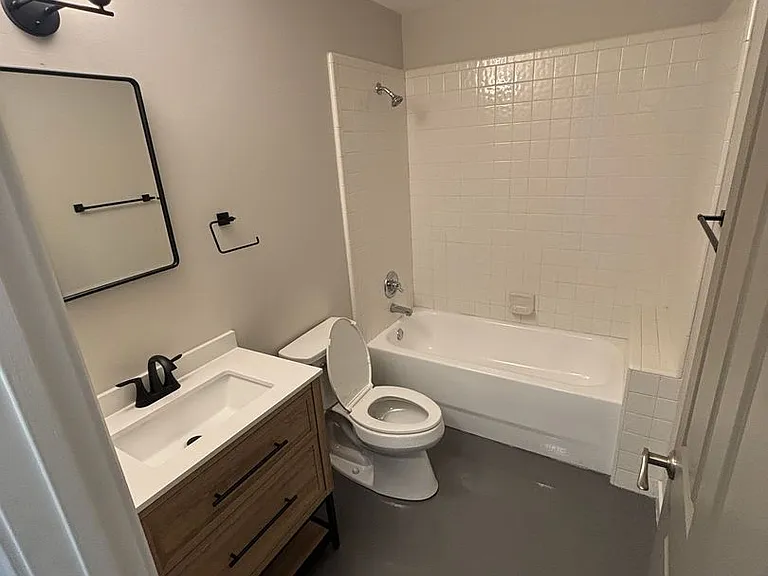 1408 S 2nd St #103 — Photo 14