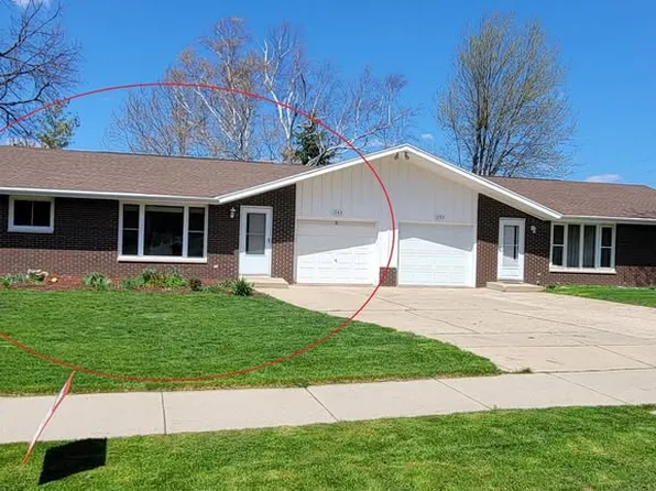 1242 Schuster Rd, Sun Prairie, WI 53590