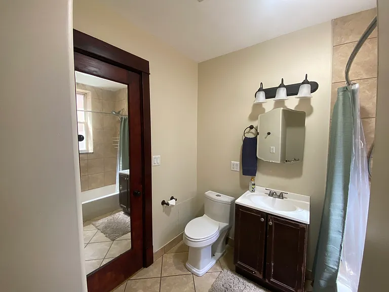 2320 W Armitage Ave #1 — Photo 12