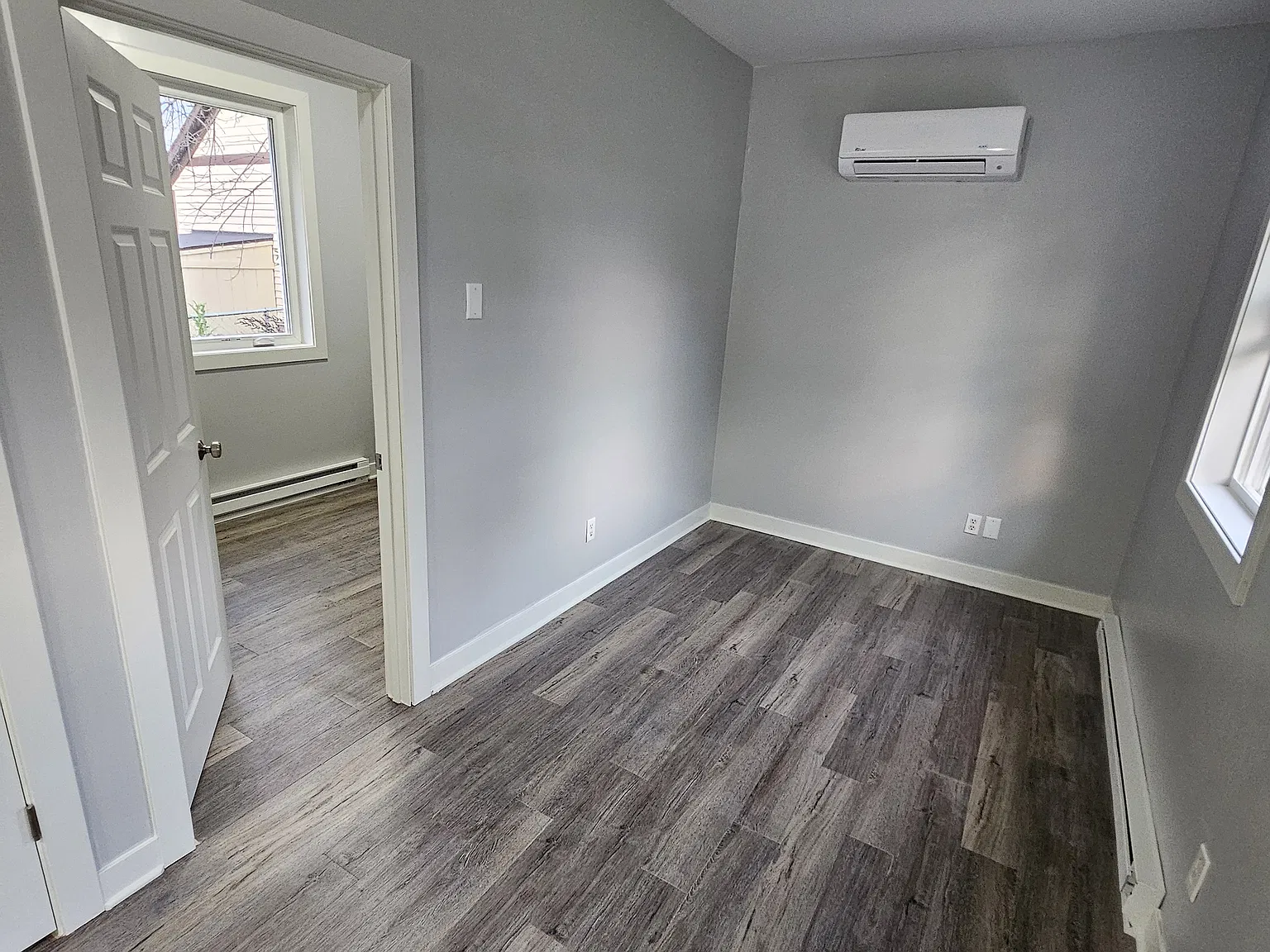 1 bed, $1,000 — Photo 3