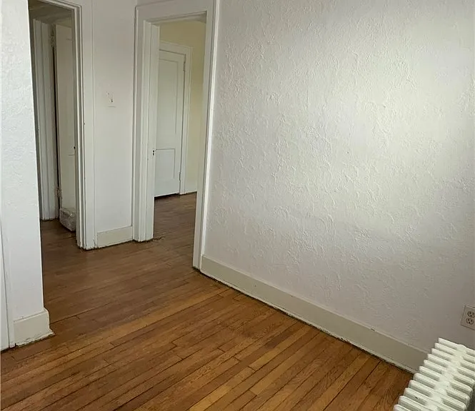 2332 Sherbrook St — Photo 11
