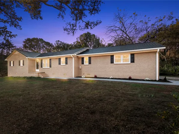 448 Old Clemson Hwy, Seneca, SC 29672