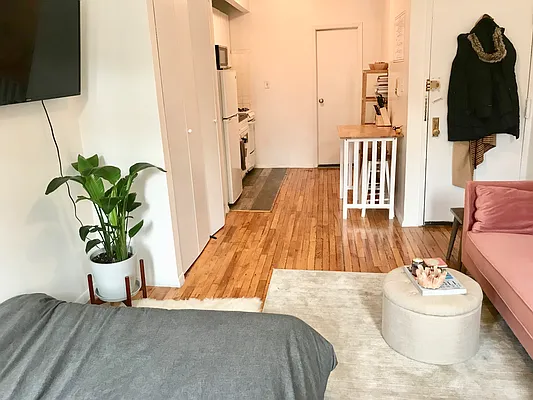 Rented by Newcastle Realty Services | media 12