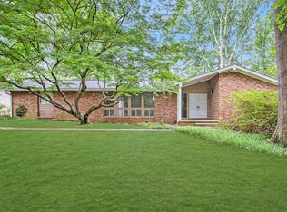 2475 River Oak Dr, Decatur, GA 30033