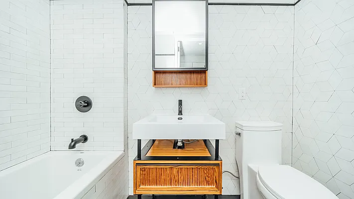 Rented by Nooklyn NYC LLC | media 66