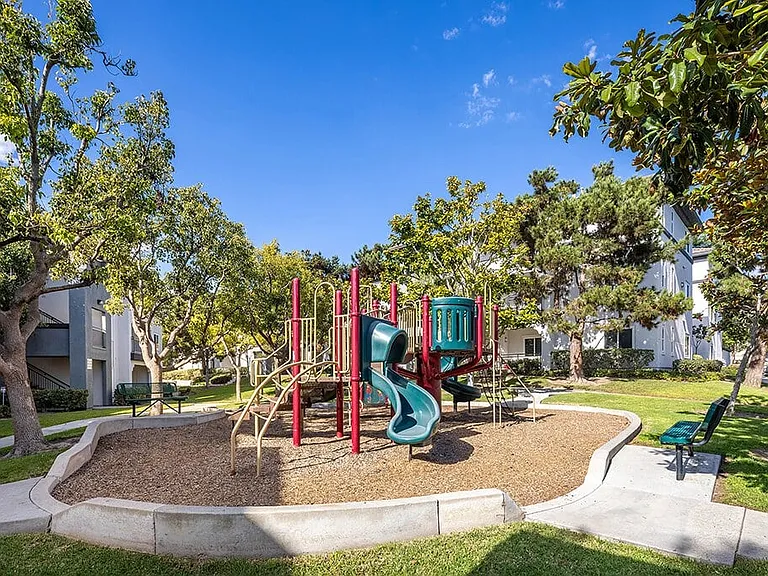 Sierra at Otay Ranch Apartments — Photo 16