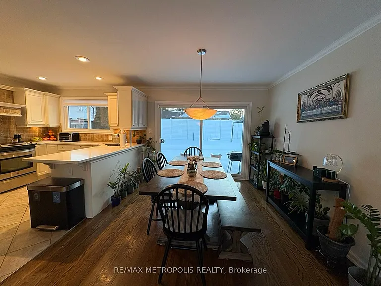 129 Briar Ct — Photo 22