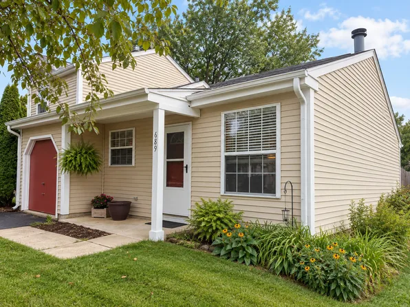 689 Yale Ln, Island Lake, IL 60042