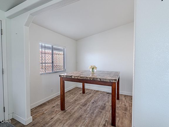 3rd image of 10144 Harbor View Rd W