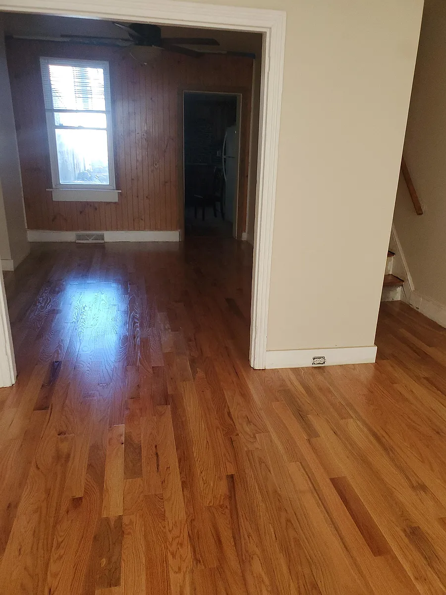 Building Photo - 319 S Jackson St #1