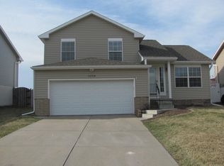 12714 Nebraska Ave, Omaha, NE 68164