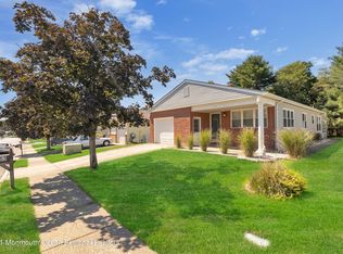363 Costa Mesa Dr, Toms River, NJ 08757