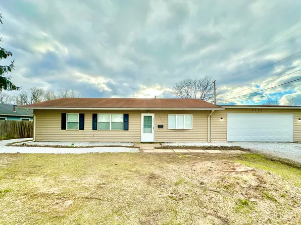 3727 Root Ave NE, Canton, OH 44705