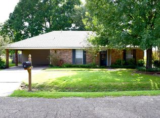 211 Lyons St, Lafayette, LA 70506