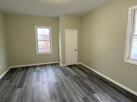 4th image of 142 Badger Ave #3