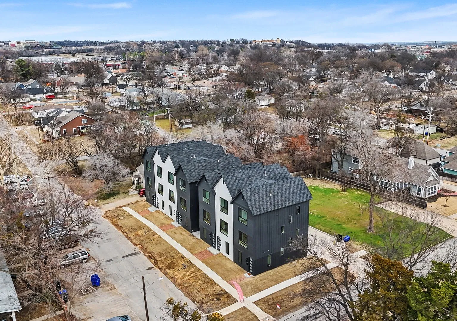 Draper Row — Photo 3