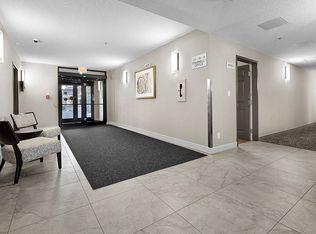 470 Macewan Rd SW #1B-1BA-804SQFT, Edmonton, AB T6W1W1