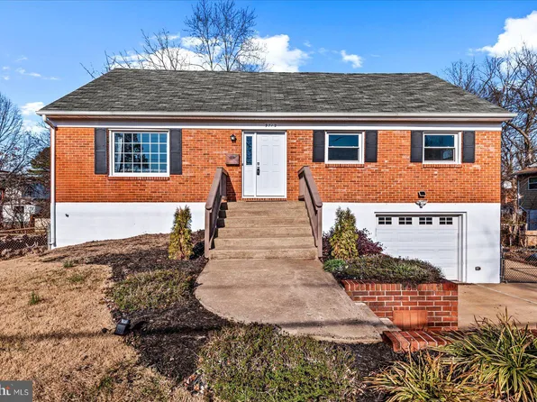 9712 Fairmont Ave, Manassas, VA 20109