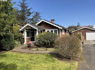 920 13th Ave, Seaside, OR 97138