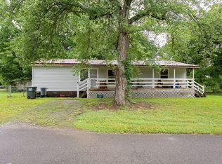 223 Bettis Ave SW, Cleveland, TN 37311