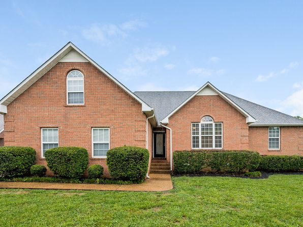 2607 Kelly Close