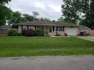 114 Cottage Ln, Murrayville, IL 62668