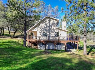 15605 Wolf Mountain Rd, Grass Valley, CA 95949