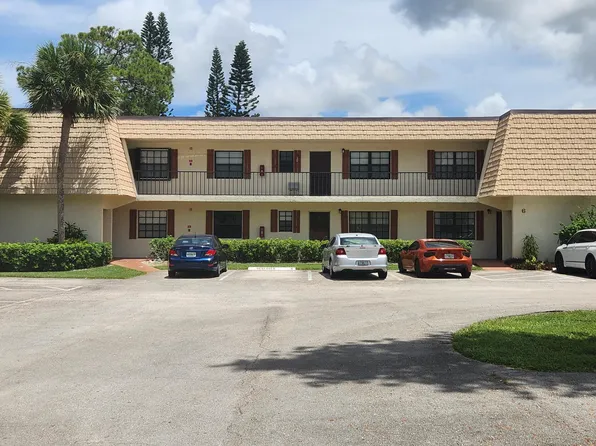 4467 Oak Terrace Drive #4467, Greenacres, FL 33463