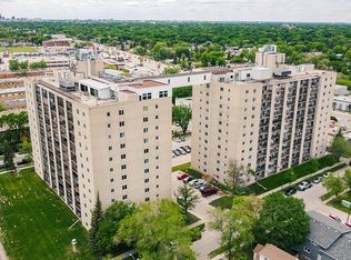 220 Oakland Ave #918, Winnipeg, MB R2G3G7
