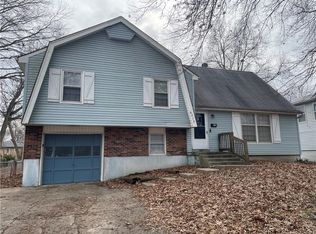 8219 E 133rd Ter, Grandview, MO 64030