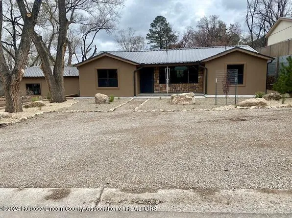 119 Spring Rd, Ruidoso Downs, NM 88346