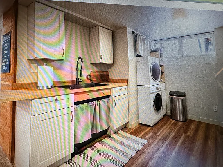 Kitchen and laundry area