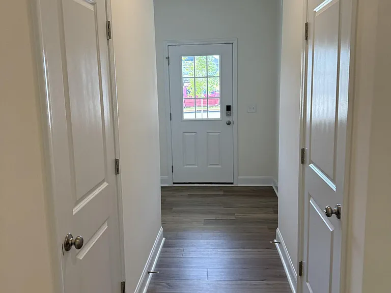 825 Kensley Grove Ln — Photo 6