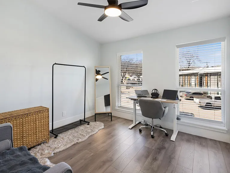 3812 Southway Dr #103 — Photo 23