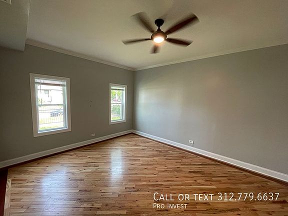 3rd image of 4924 N Lockwood Ave #1