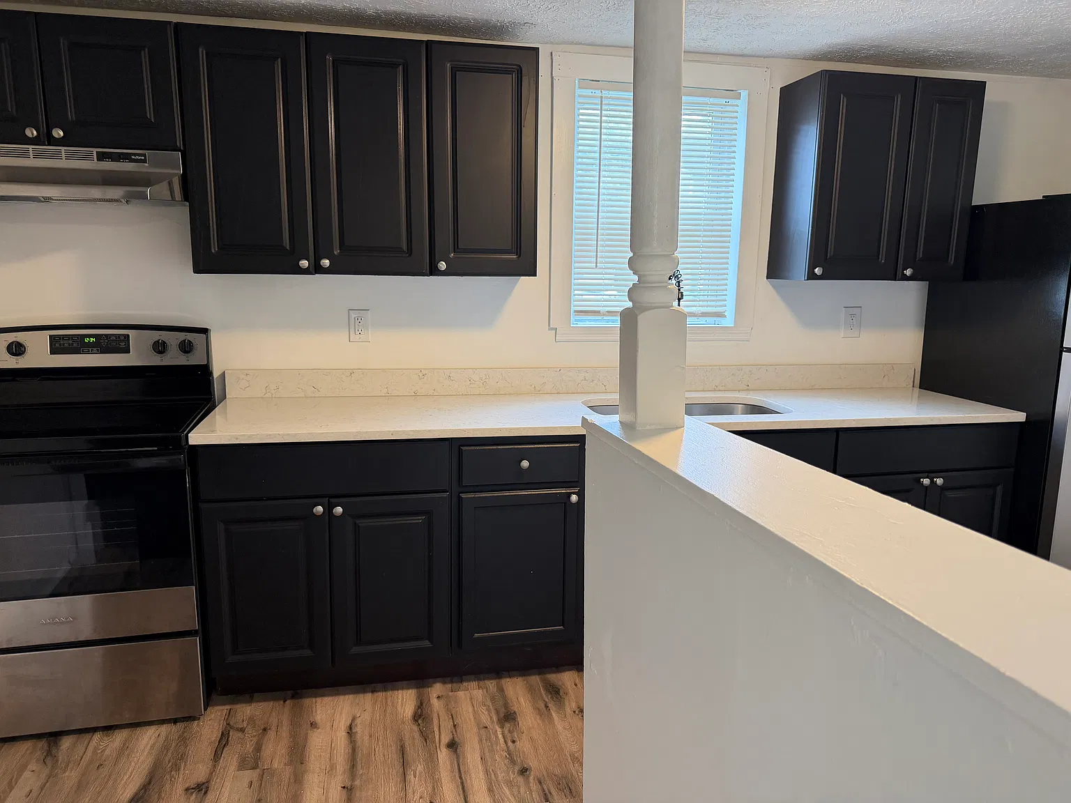 2 bed, 900 sqft, $1,400 — Photo 3
