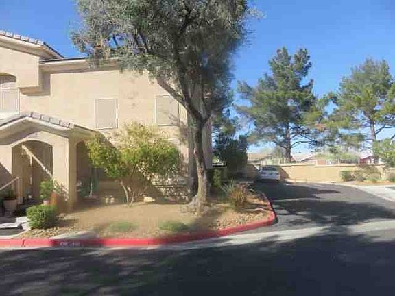 4th image of 3950 S Sandhill Rd