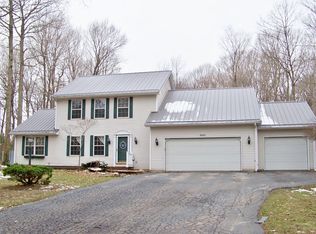 5105 N Dovewood Trl, Warsaw, IN 46582