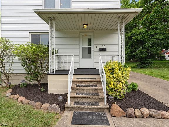 4th image of 105 Cowles Ave